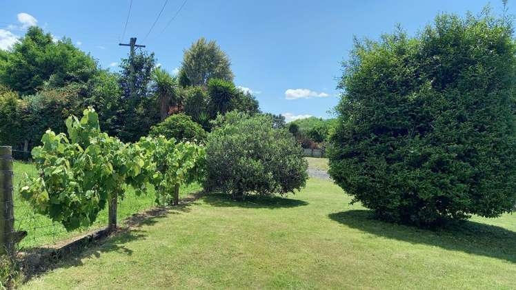 522 Ngongotaha Road Fairy Springs_17