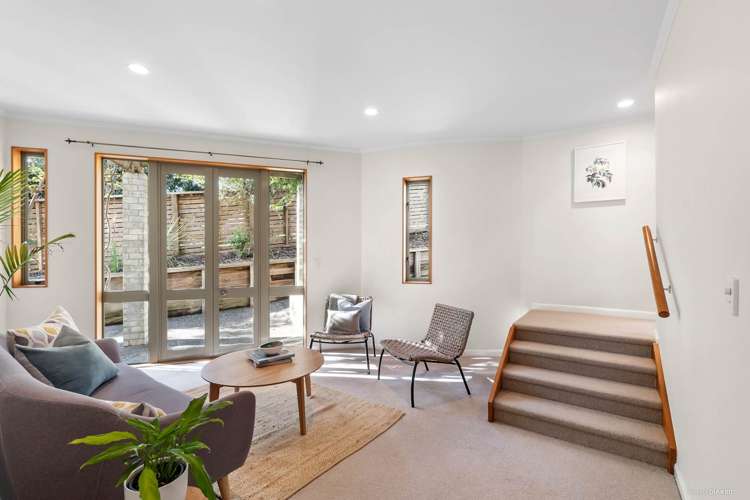 2/18a Richards Avenue Forrest Hill_16