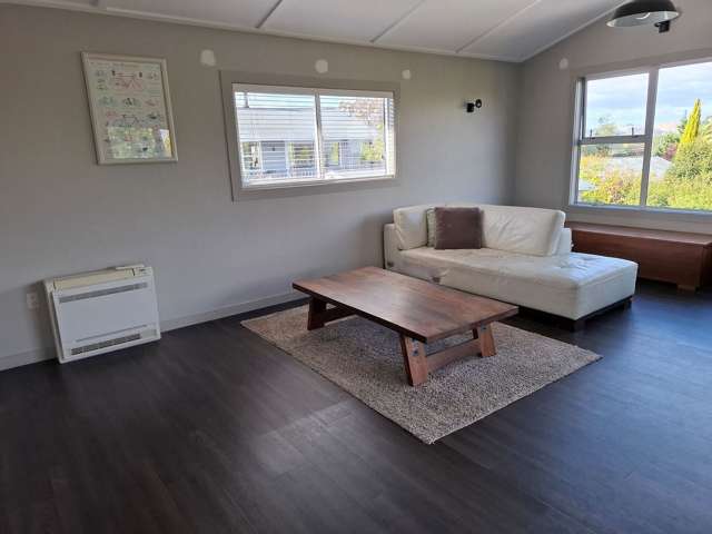 23 Puriri Crescent Lansdowne_1