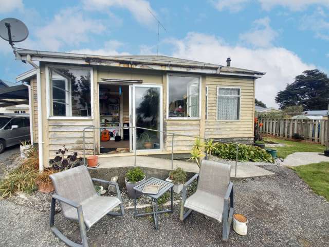 16 Bridge Street Tuatapere_1