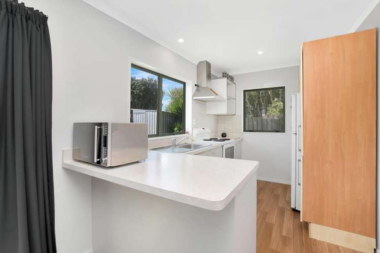 22 Longstead Avenue Papamoa_7