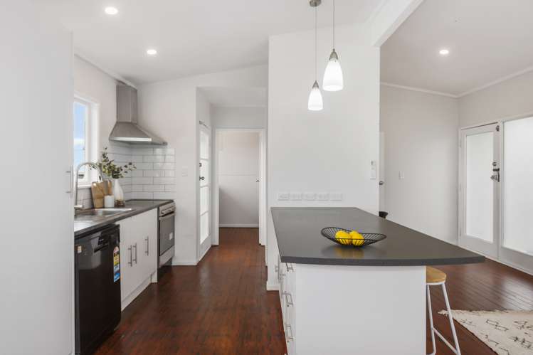 49 Fairclough Road Beach Haven_7