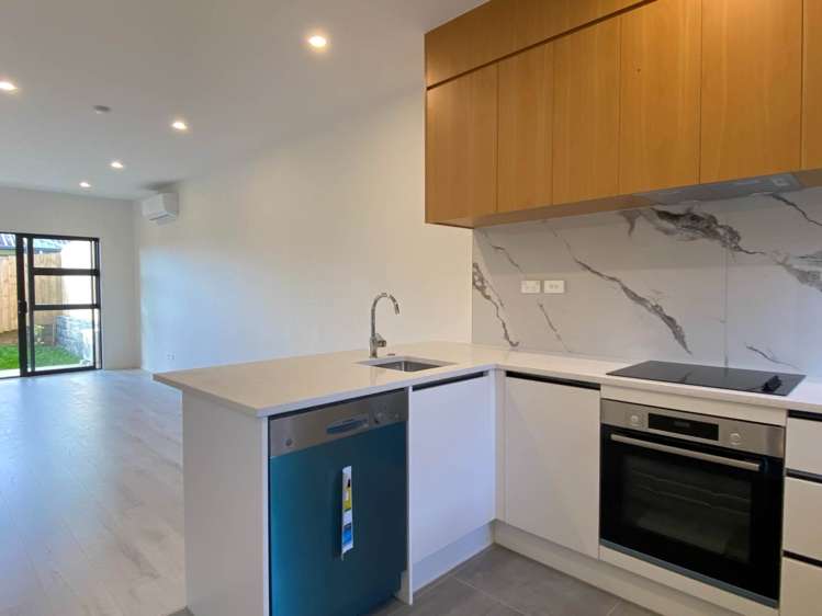 7/50 Newington Road Henderson_5