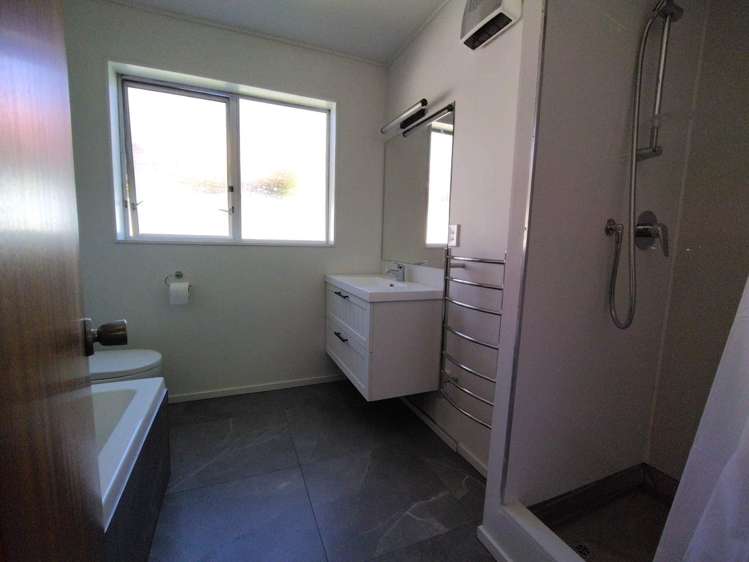 2/44 Devonshire Road Miramar_4