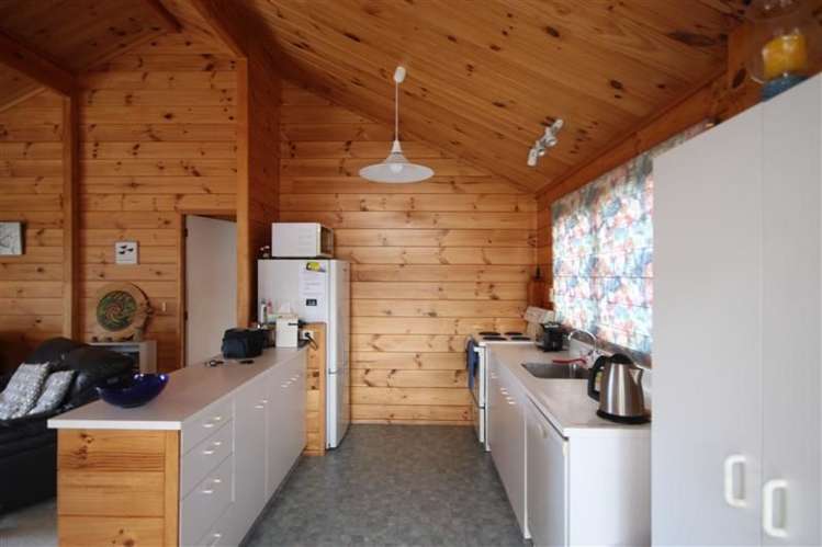 16 Glen Vnus Pauanui_8