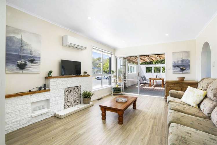 49 Rhonda Avenue 1056_6