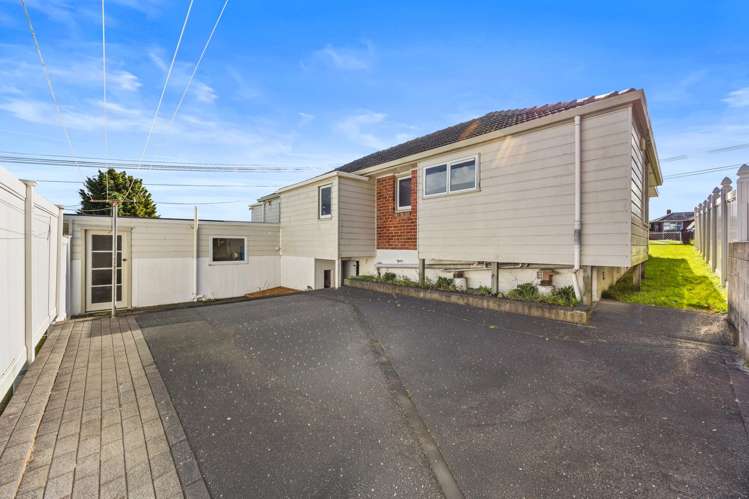 6 Toru Street Te Atatu Peninsula_51