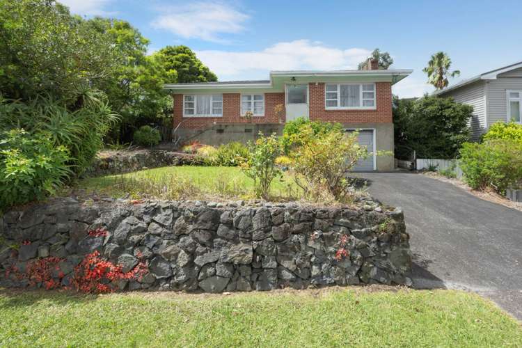 43 Brandon Road Glen Eden_1