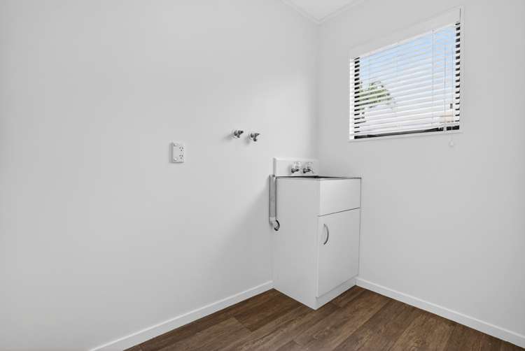 2/22 Great South Road Papakura_15