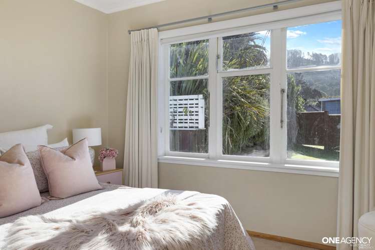 9 Woodstock Terrace Tawa_13