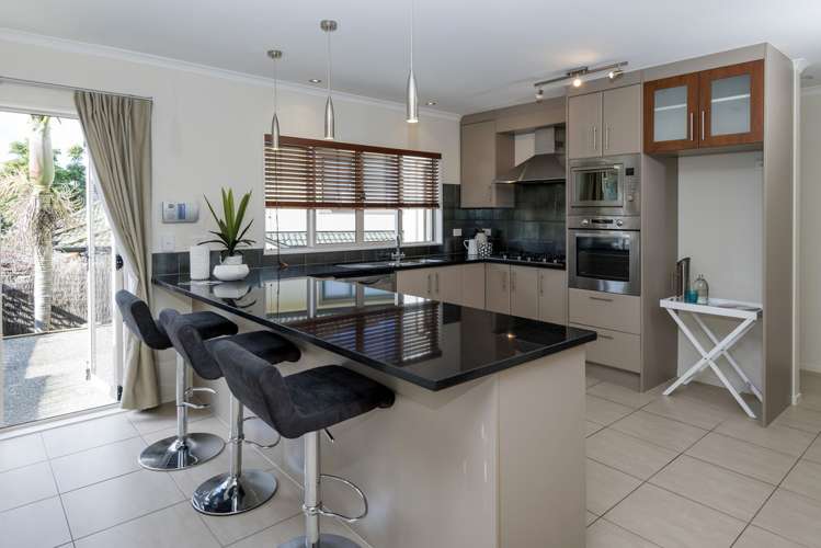 15 The Rosebowl Sunnyhills_6