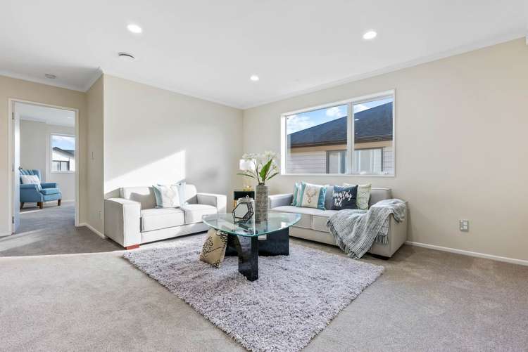 51 Castlebane Drive Flat Bush_12