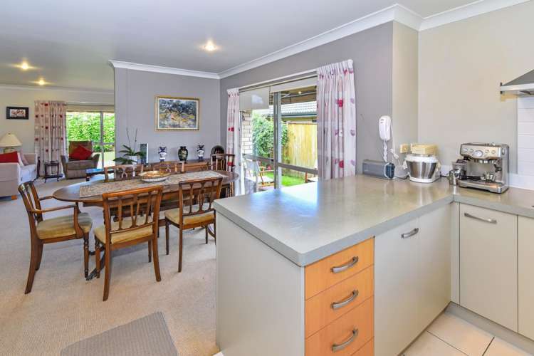 20 Croftview Road Wattle Downs_8