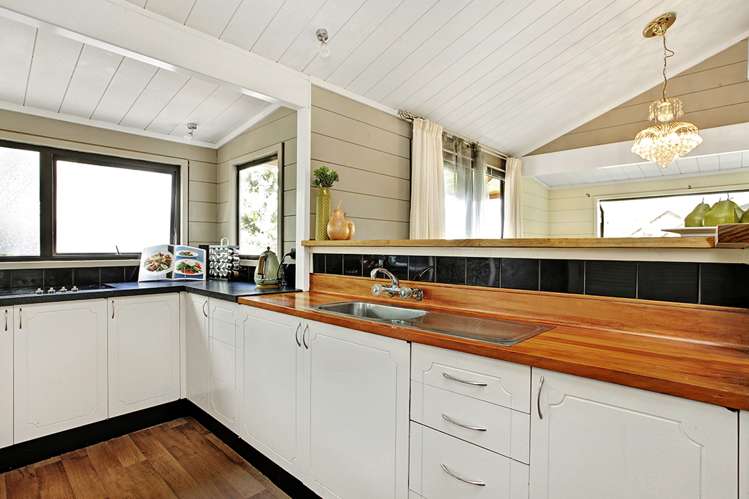 1/7a Paparoa Road Cockle Bay_5