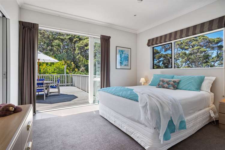 151a Whangaparaoa Road Red Beach_14
