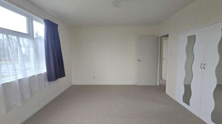 7 Roberts Street Whataroa_9