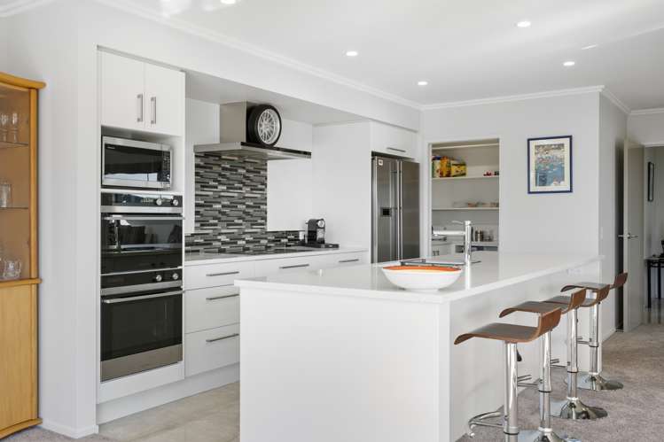 19 Alan Livingston Drive Cambridge_16