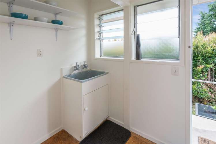 3/68a Ridge Road Howick_5