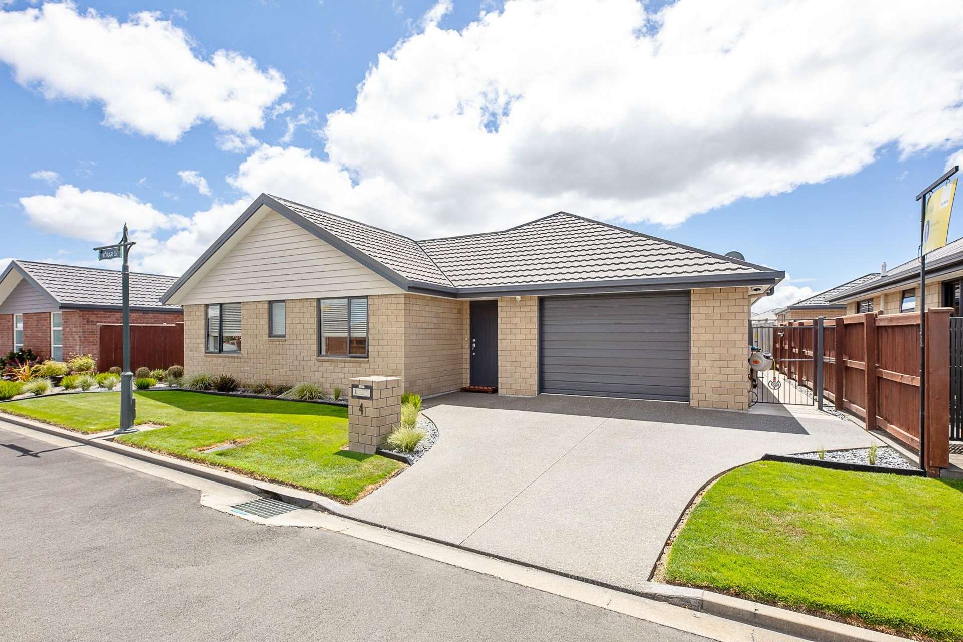 4 Korari Grove Redwoodtown_0