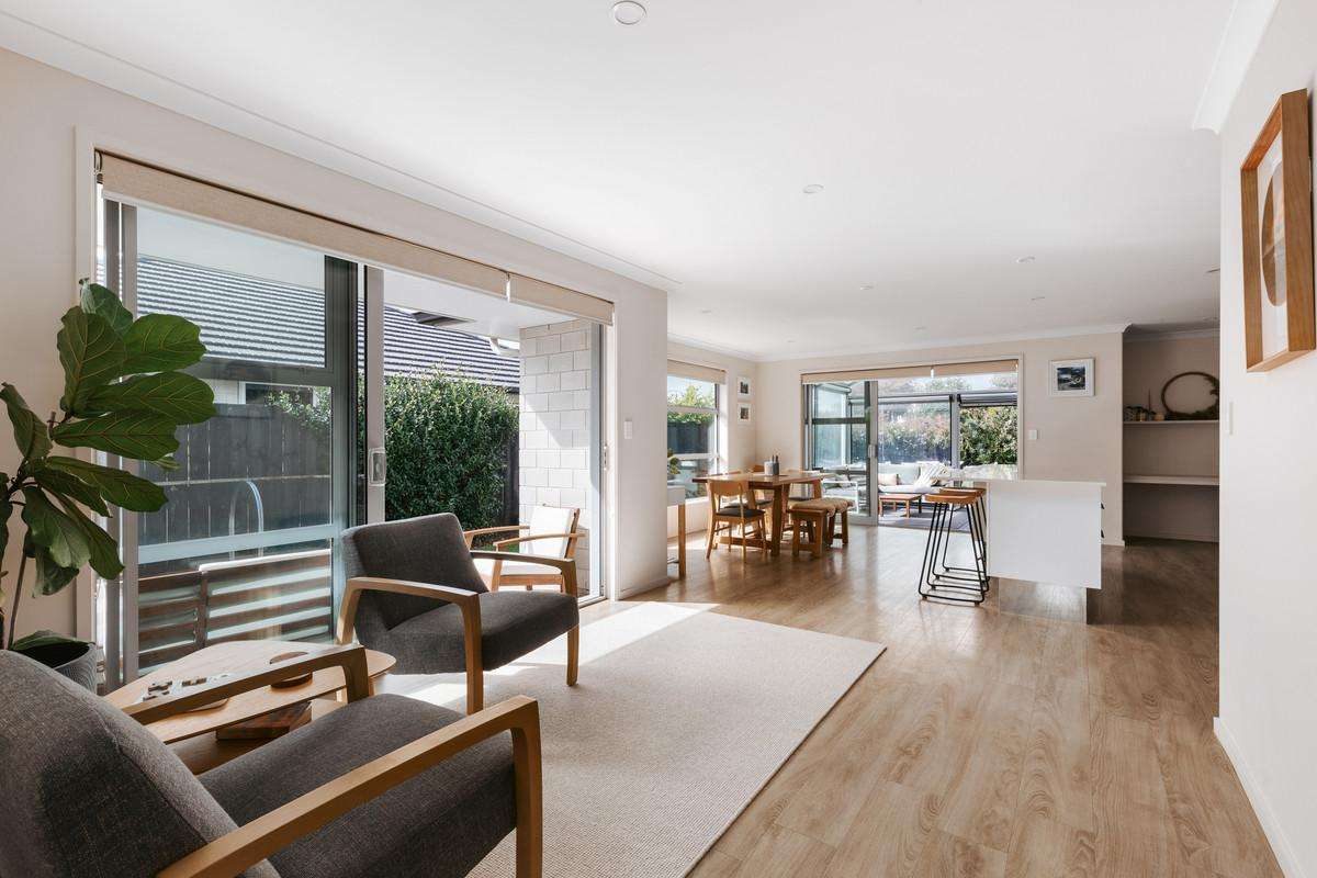 6 Lakeside Terrace_5