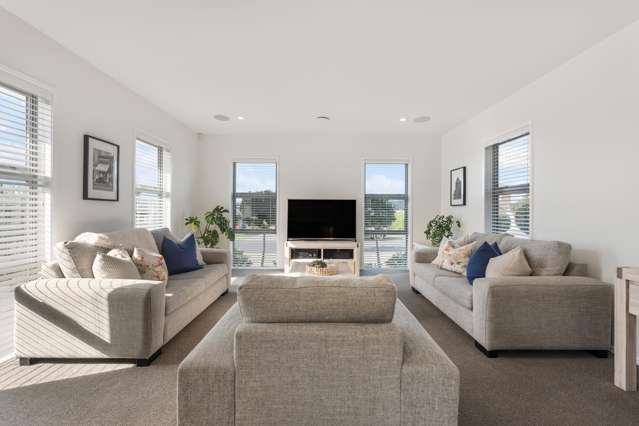 71 Pohutukawa Parade Riverhead_1