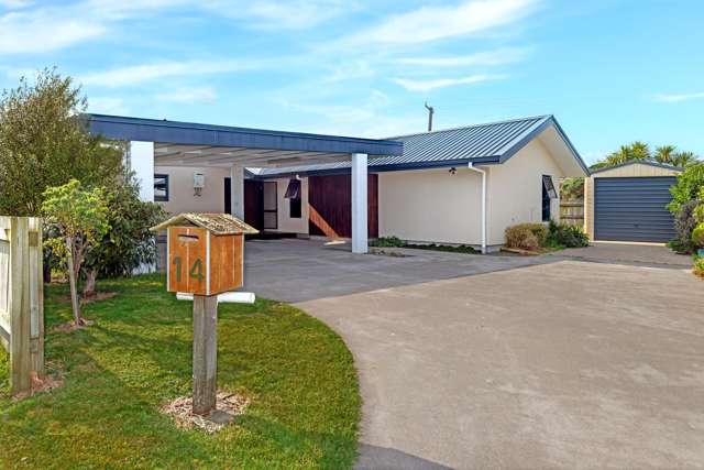 Enjoy easy coastal living