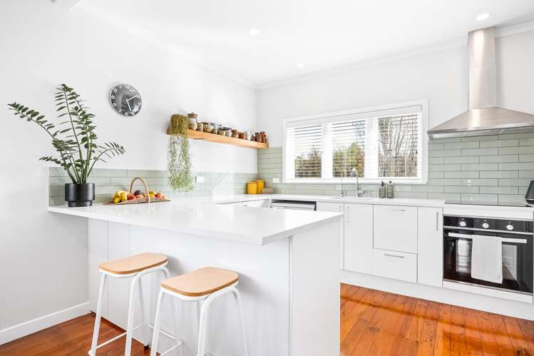 41 Parker Avenue New Lynn_14