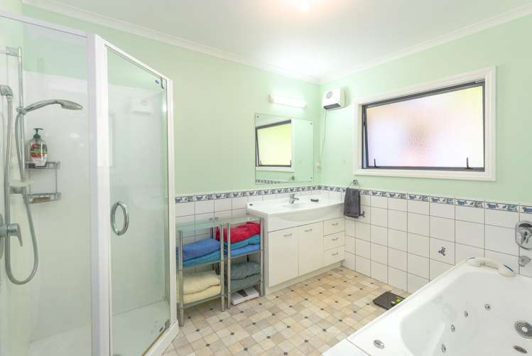 62 Thomas Road Carterton_19