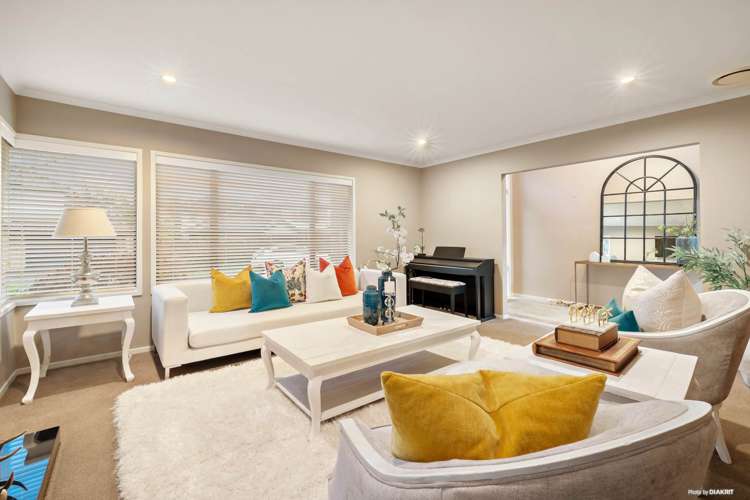 34 Gibbston Crescent Flat Bush_2