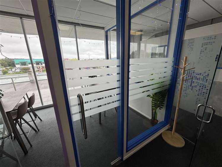 3/1 Bishop Dunn Place Botany Downs_2