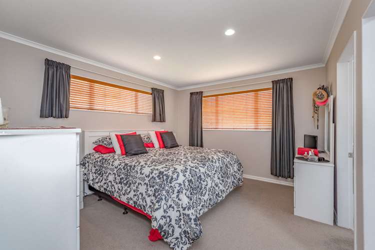 10 Frankie Stevens Place Riverstone Terraces_13