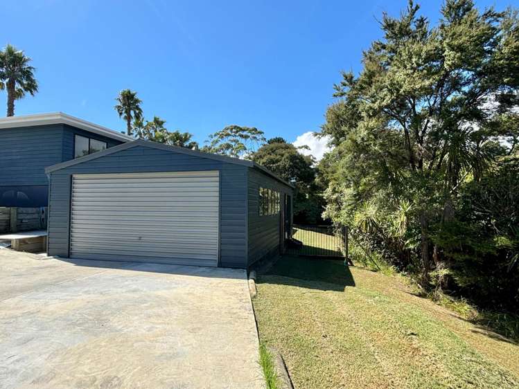 209 Whangaparaoa Road Red Beach_14