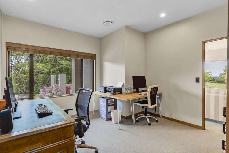 179 The Coastal Highway Redwood Valley_21