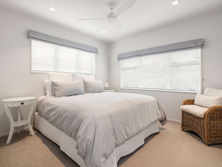 220A Ocean Road Whangamata_13