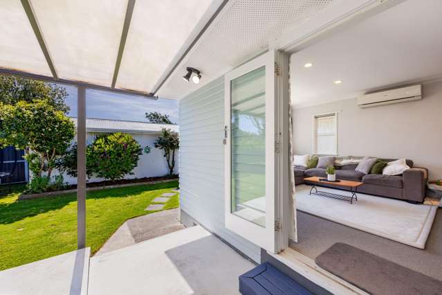 2/27 Trevelyan Street Onekawa_3