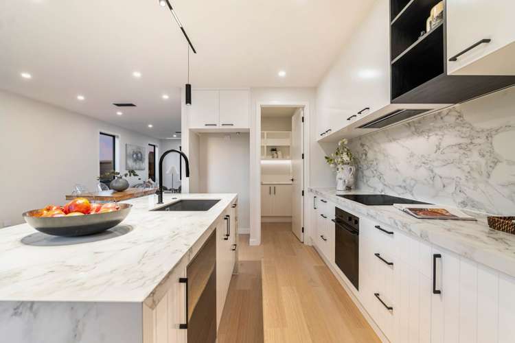 8 Lucent Lane Wainui_9