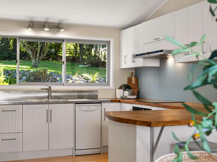 424A Hot Springs Road Katikati_12