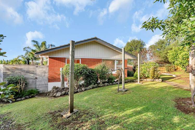 18 Crawford Crescent Kamo_16