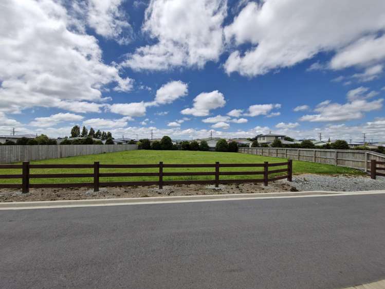 5 and 7 Kaka Street Gore_6