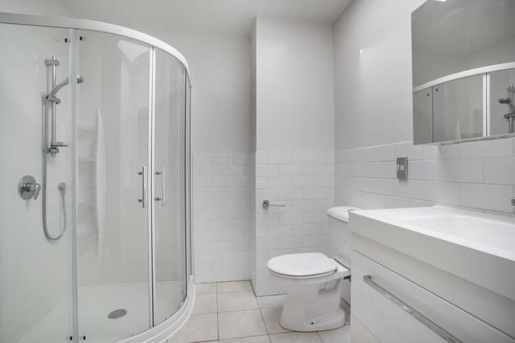 18/5 Cook Street Howick_9