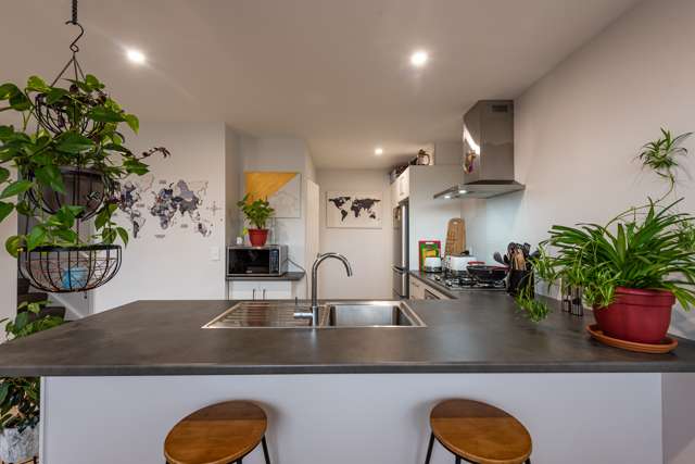 6d Huia Street Tawa_4