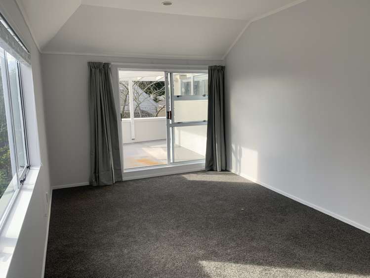 2/24 Clonbern Road Remuera_6