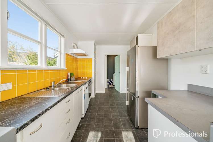 1306 High Street Taita_7