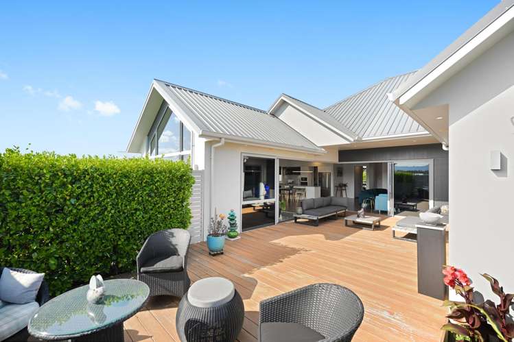 77 Baxter Michael Crescent Cambridge_14