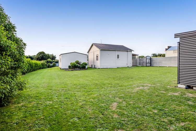 12 Terou Street Manaia_19