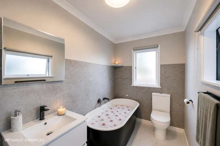 8 Neeve Place Taradale_14