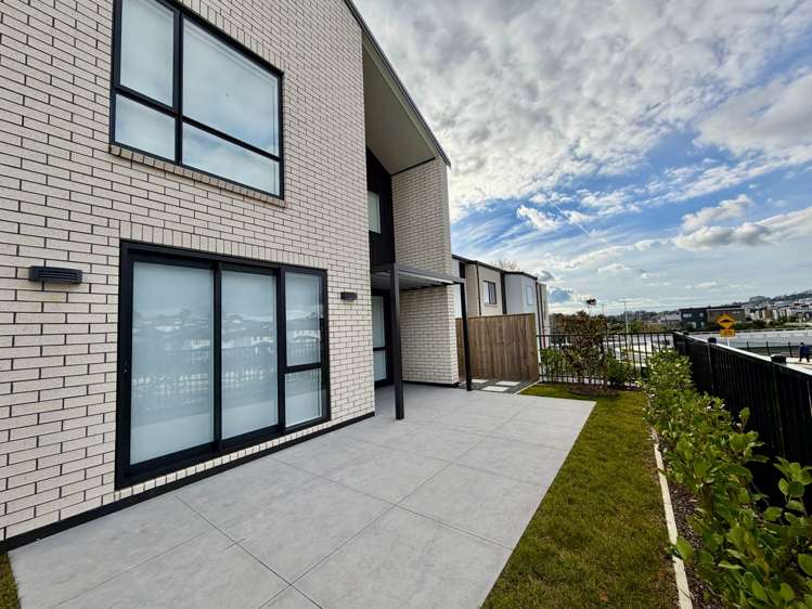 1 Karamu Street Flat Bush_16