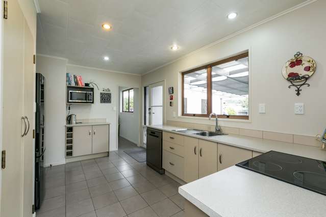 4 Laurent Place Greenmeadows_2