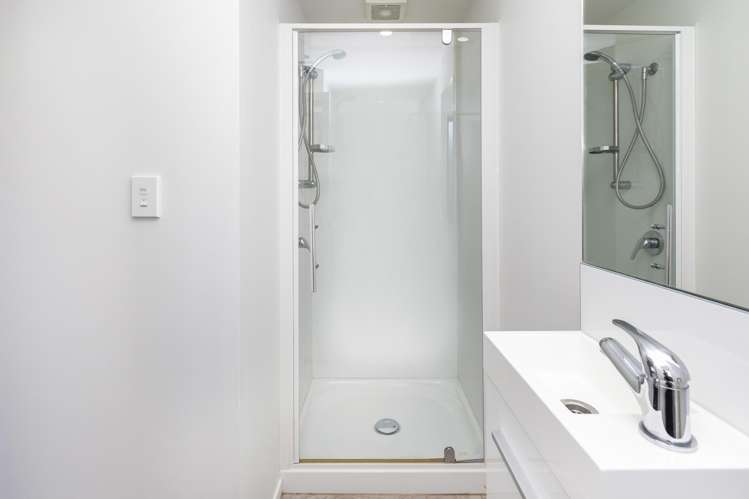 17/17 Bunyan Street Waltham_11