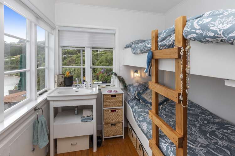 466 Marine Drive Charteris Bay_8